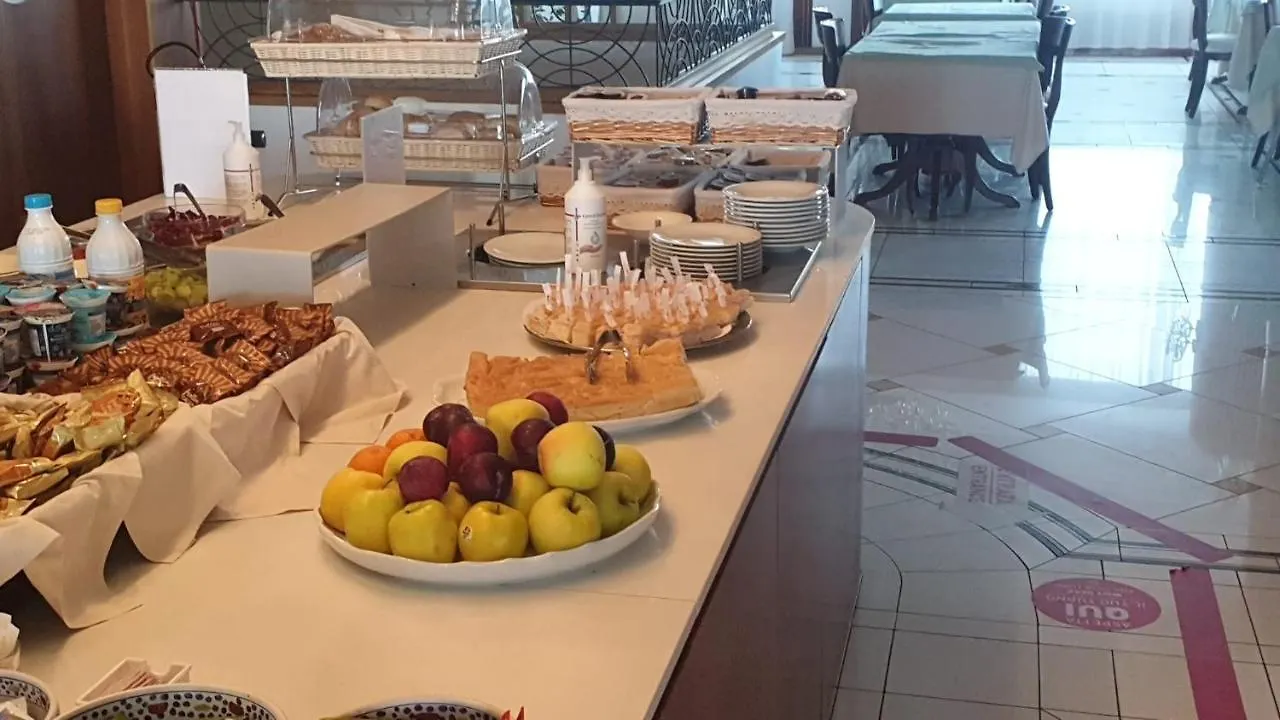 Hotel Negresco Cattolica