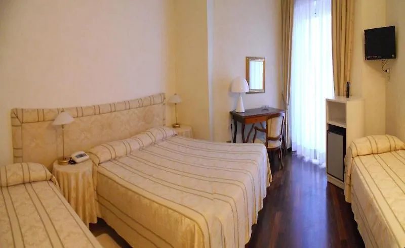 Hotel Negresco Cattolica