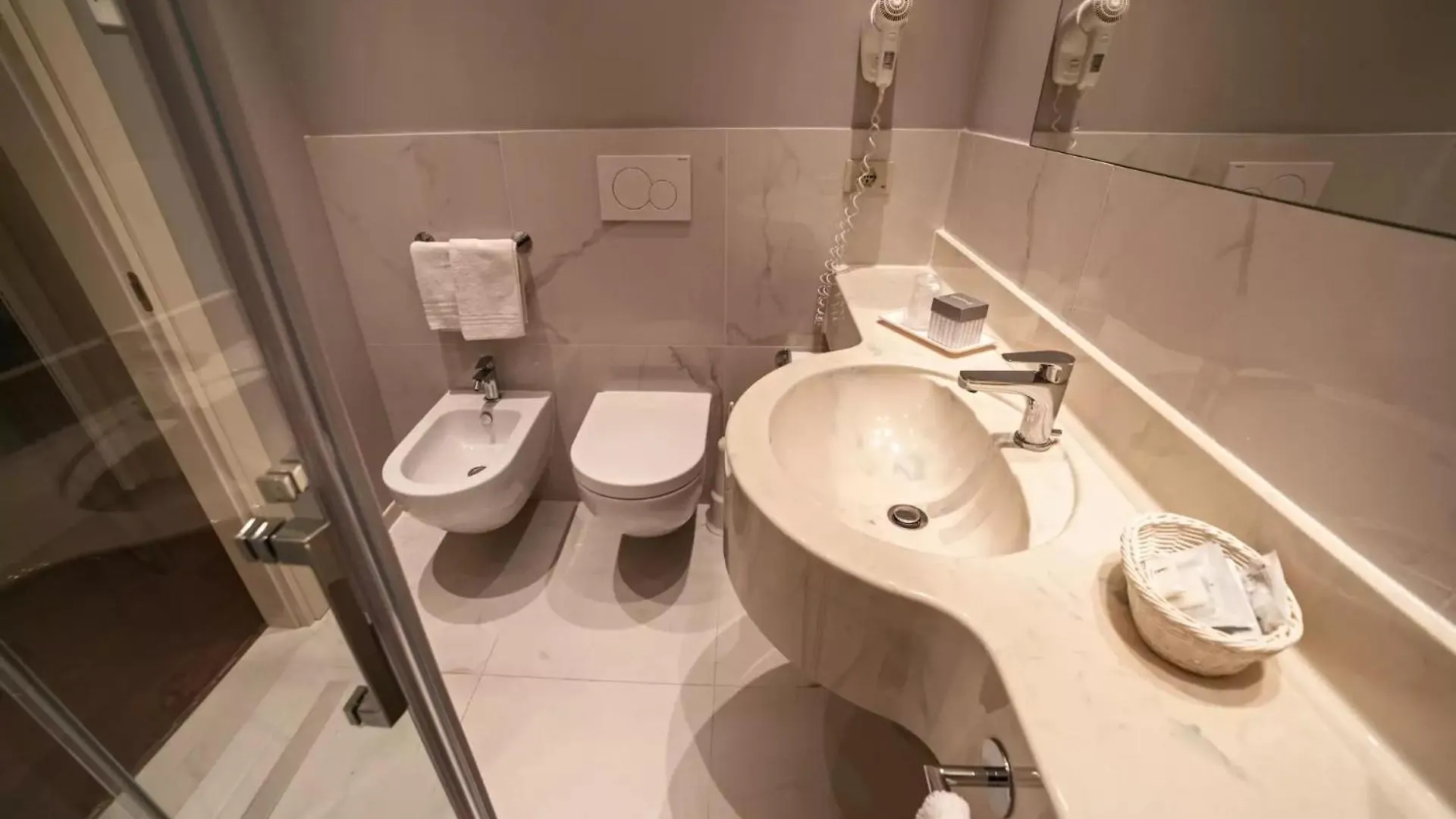 Hotel Negresco Cattolica 4*,  Italy