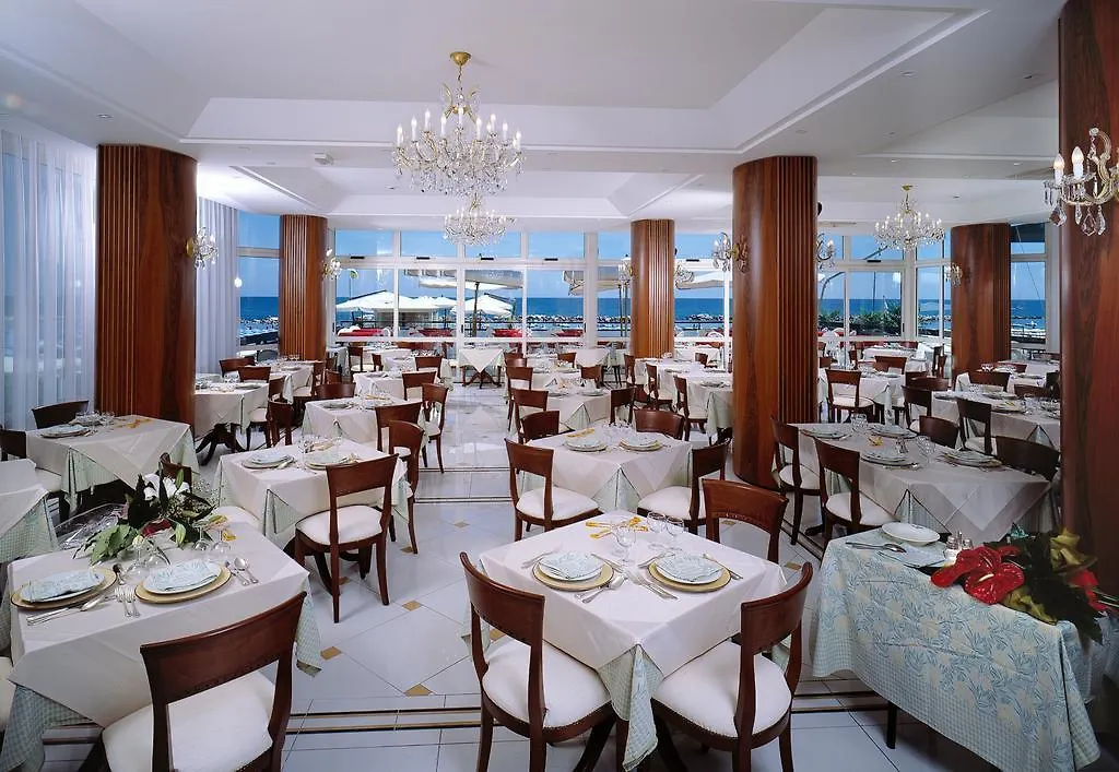 Hotel Negresco Cattolica 4*,  Italy